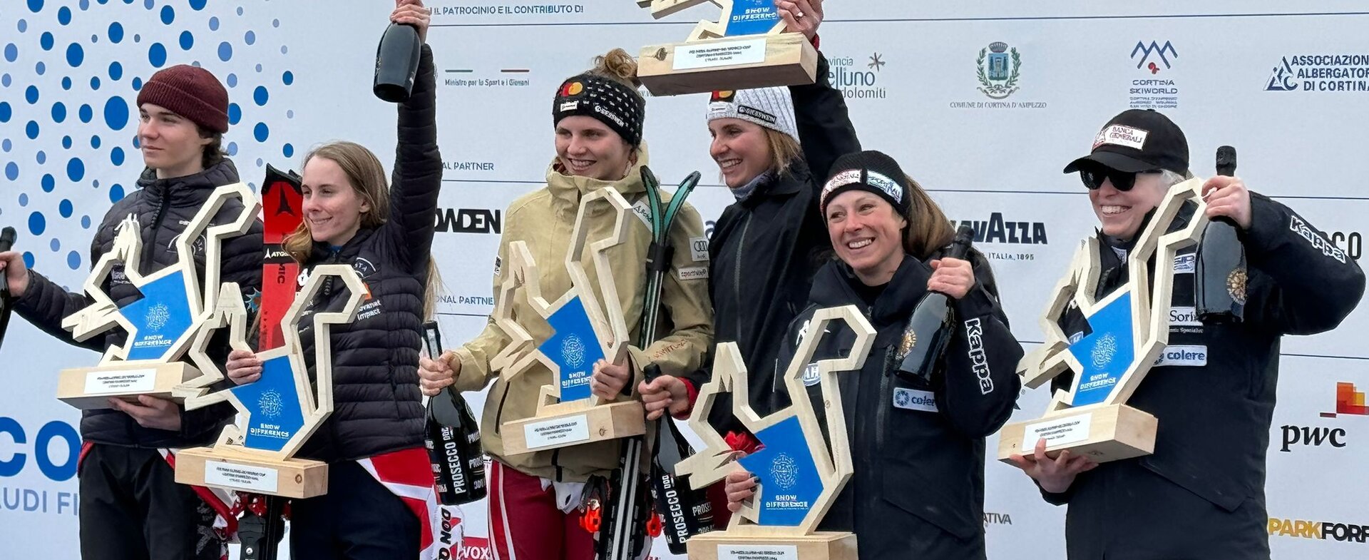 News Veronika Aigner siegt im Slalom von Cortina ITA